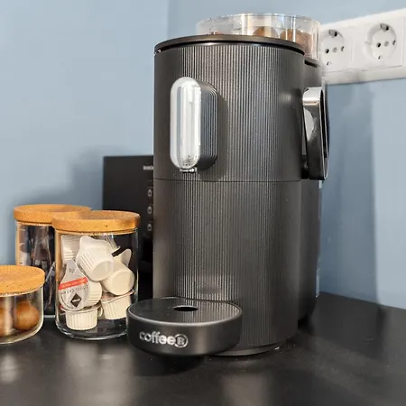 Altstadt Am Wasser Mit Grossem Garten